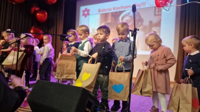 619971521_857352557111926_8412200034343759909_n