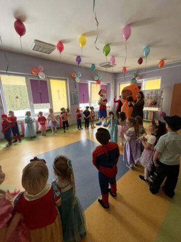 626859825_865509929629522_7604756334862687649_n