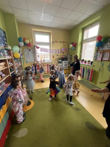 626959954_865510086296173_1662850655437304376_n