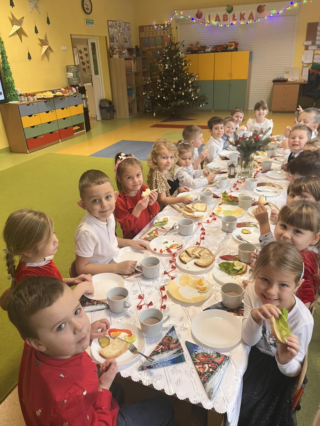 Wigilie grupowe post thumbnail image